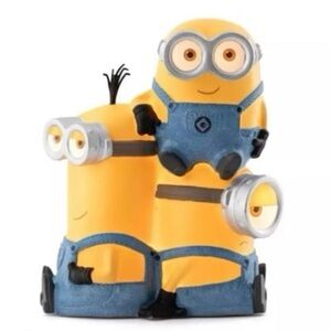 Universal studios scentsy despicable me minions wax warmer NWT